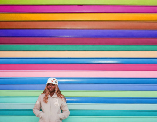 TRUCKER CAP WITH BUTTONS